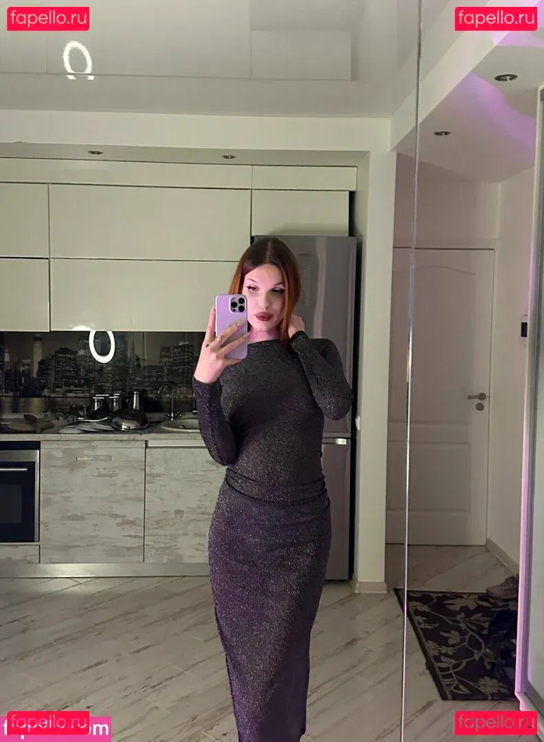 emmii_ts Onlyfans Photo Gallery 