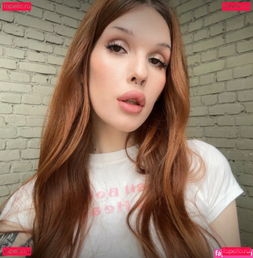 emmii_ts Onlyfans Photo Gallery 