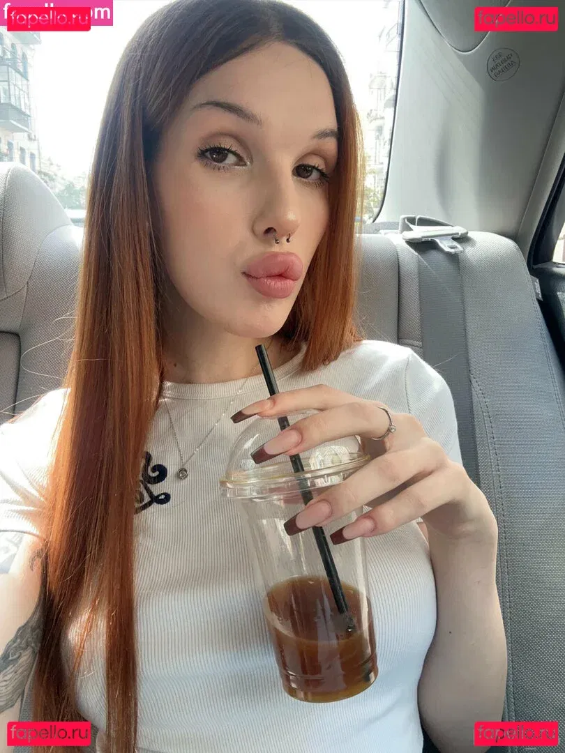 emmii_ts Onlyfans Photo Gallery 