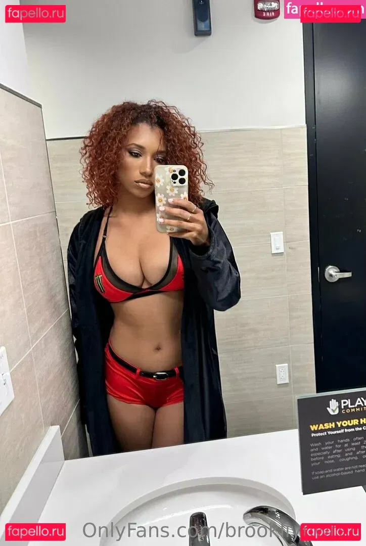 brookliynwren Onlyfans Photo Gallery 