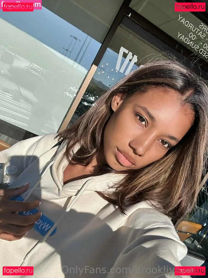 brookliynwren Onlyfans Photo Gallery 