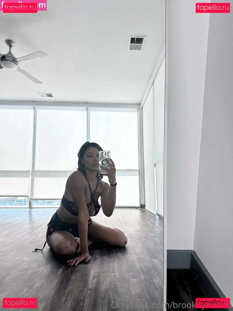 brookliynwren Onlyfans Photo Gallery 