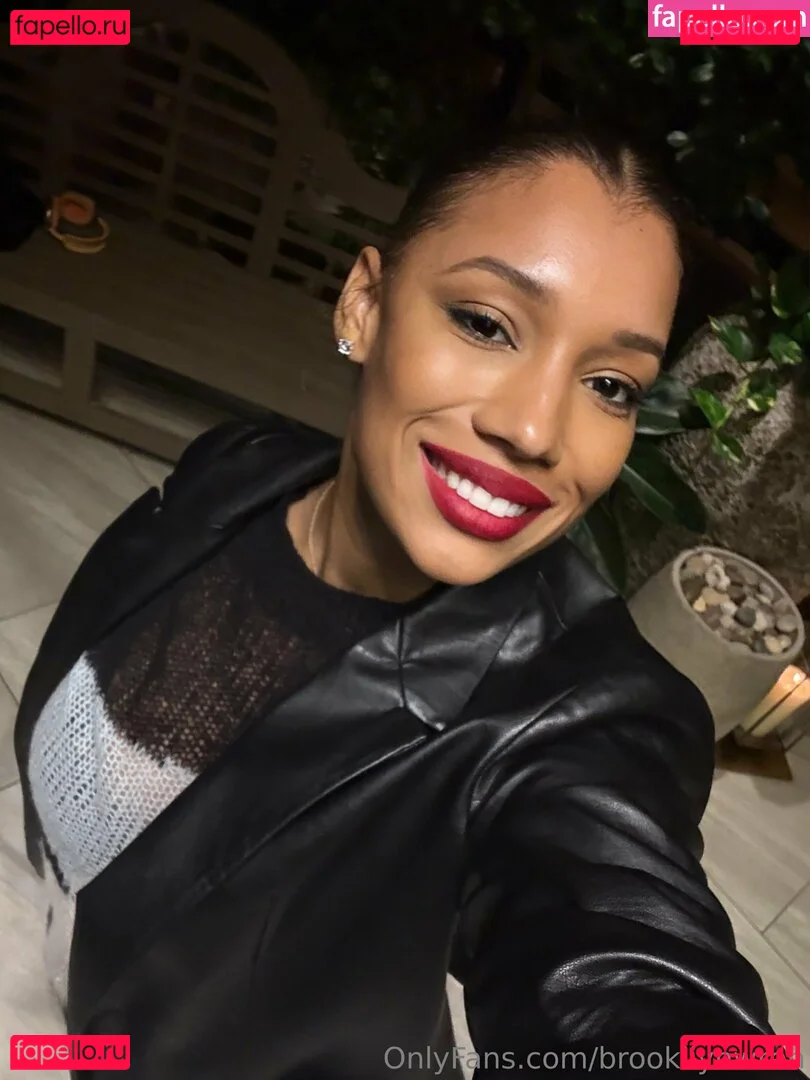 brookliynwren Onlyfans Photo Gallery 