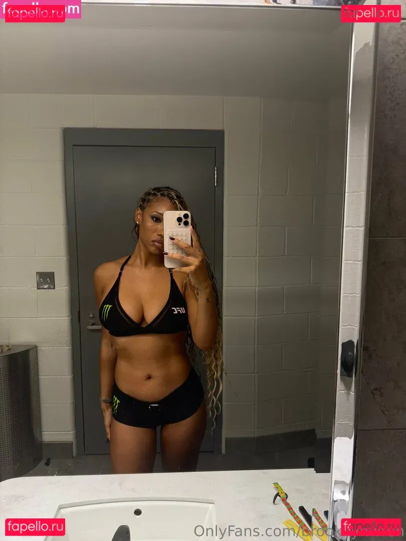 brookliynwren Onlyfans Photo Gallery 