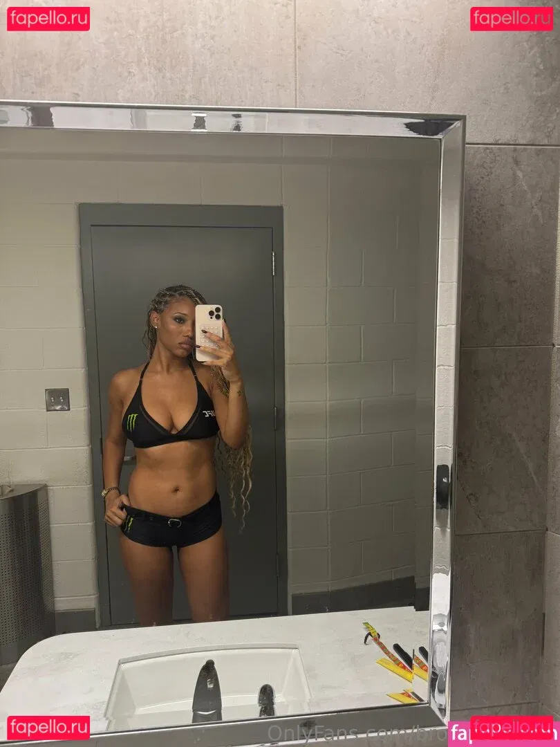 brookliynwren Onlyfans Photo Gallery 