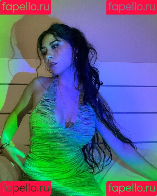 ChiquitaFairy Onlyfans Photo Gallery 