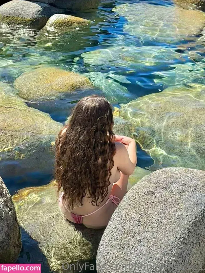 Maeve Onlyfans Photo Gallery 