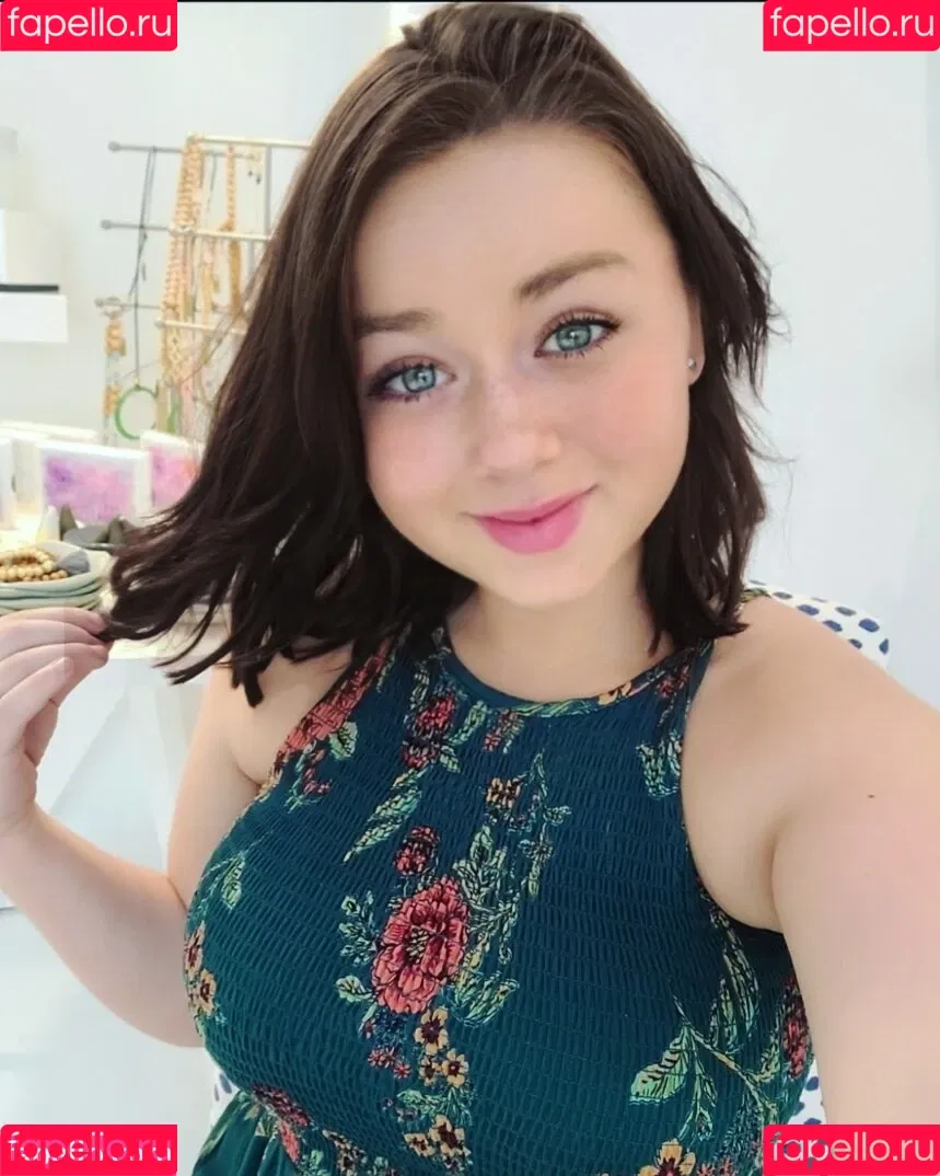Lillie Mae Onlyfans Photo Gallery 