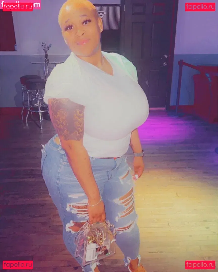 Shyslut0 Onlyfans Photo Gallery 