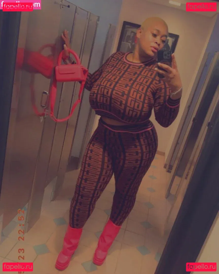 Shyslut0 Onlyfans Photo Gallery 