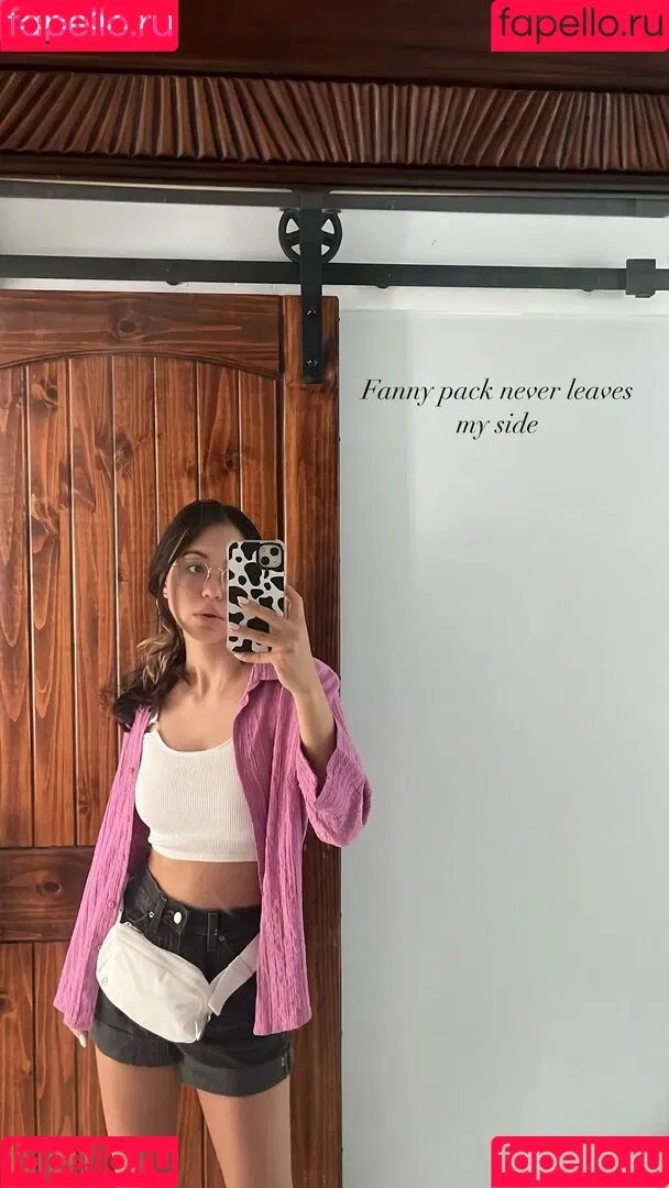Tiptoe Tingles Onlyfans Photo Gallery 