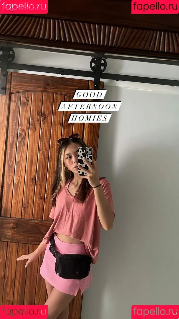 Tiptoe Tingles Onlyfans Photo Gallery 