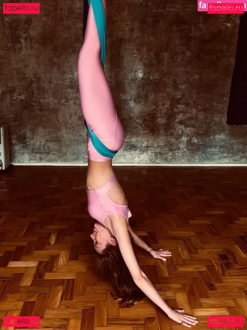 Maria Eugênia Suconic Onlyfans Photo Gallery 