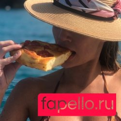 Maria Eugênia Suconic Nude Onlyfans Photo 33