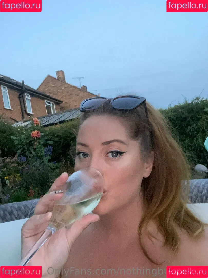 nothingbutcurves Onlyfans Photo Gallery 