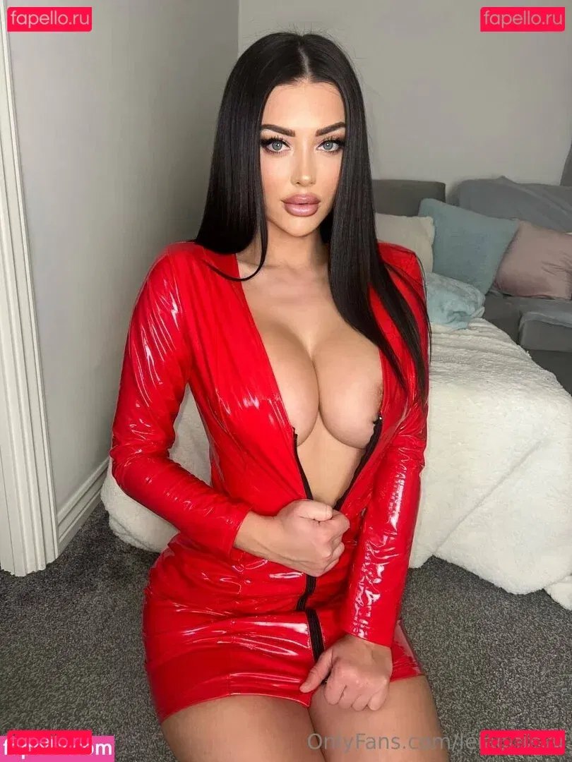 Delia Rose Onlyfans Photo Gallery 