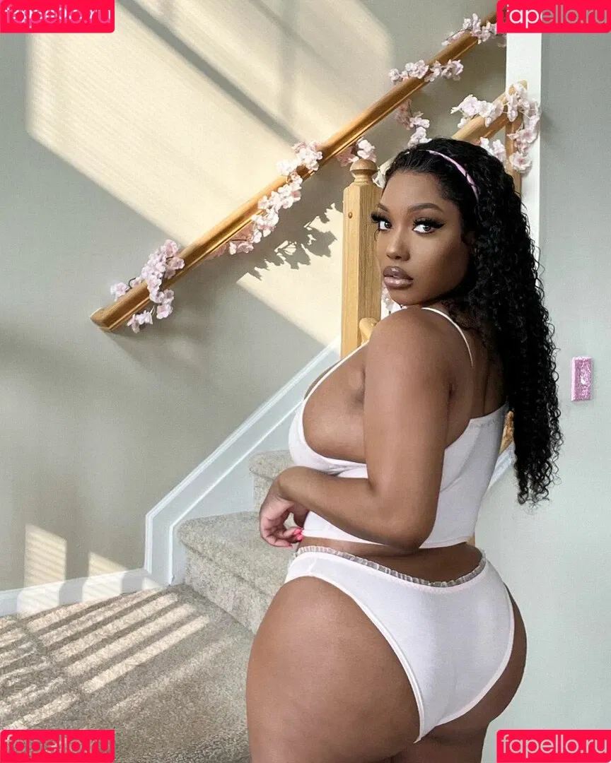 Chawanda Love Onlyfans Photo Gallery 