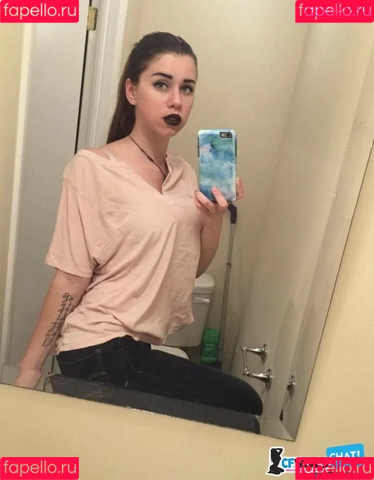 Emily Giangaspro Onlyfans Photo Gallery 