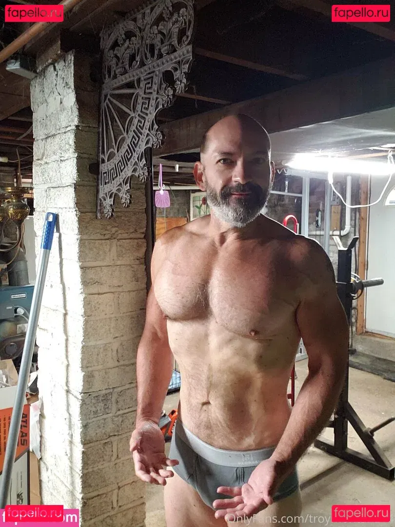 troymontana14 Onlyfans Photo Gallery 