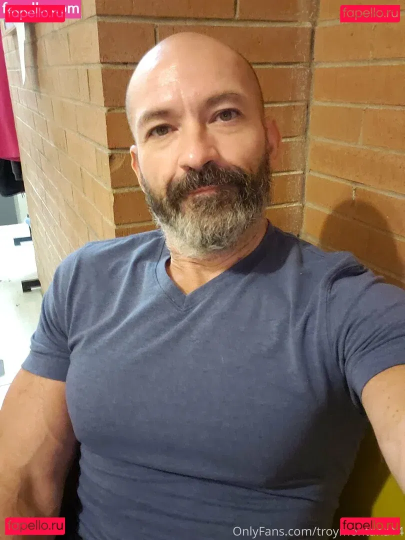 troymontana14 Onlyfans Photo Gallery 