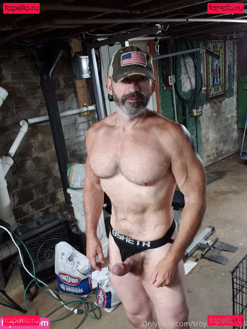 troymontana14 Onlyfans Photo Gallery 