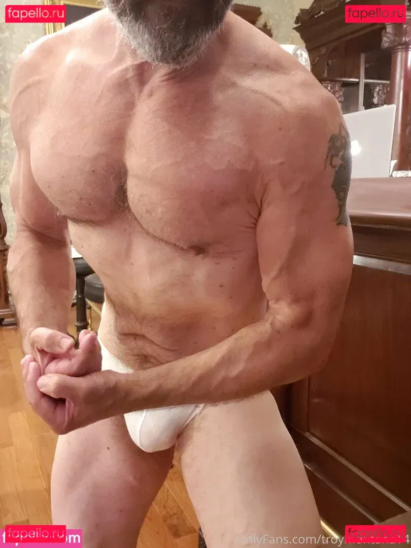 troymontana14 Onlyfans Photo Gallery 