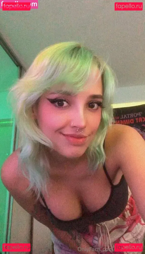 Camu Valoy Onlyfans Photo Gallery 