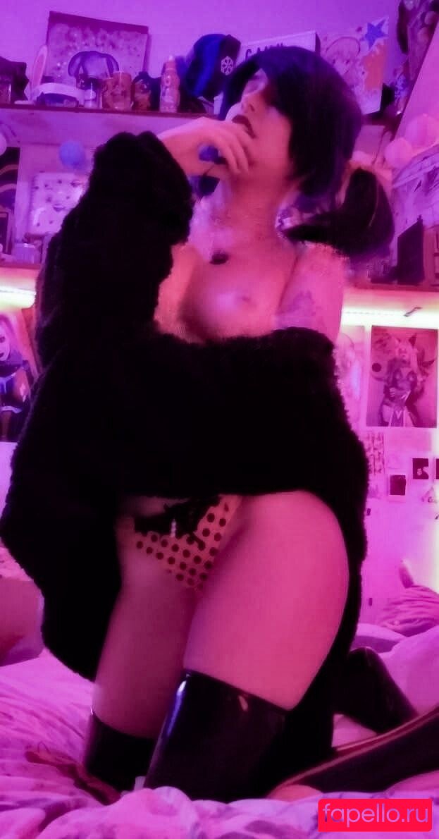 Camu Valoy Onlyfans Photo Gallery 