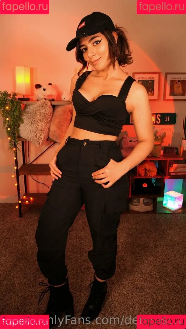 denimsttv Onlyfans Photo Gallery 