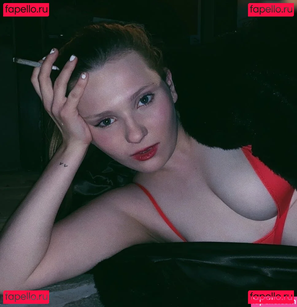 Abigail B Onlyfans Photo Gallery 