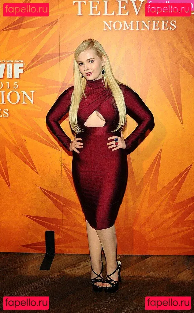 Abigail B Onlyfans Photo Gallery 