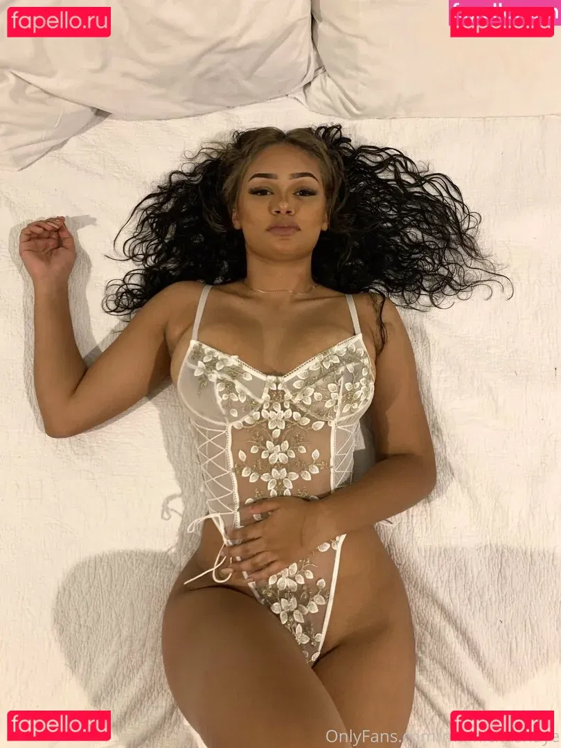 Lerishaye Onlyfans Photo Gallery 