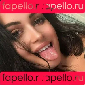sslikeyesss Onlyfans Photo Gallery 