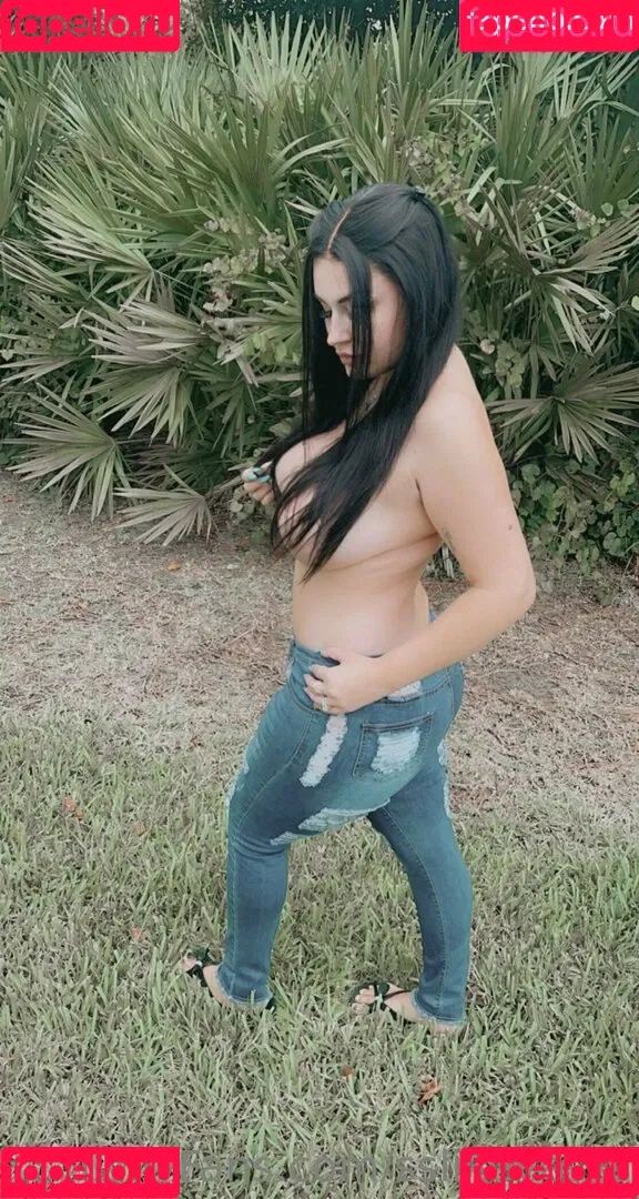 sslikeyesss Onlyfans Photo Gallery 