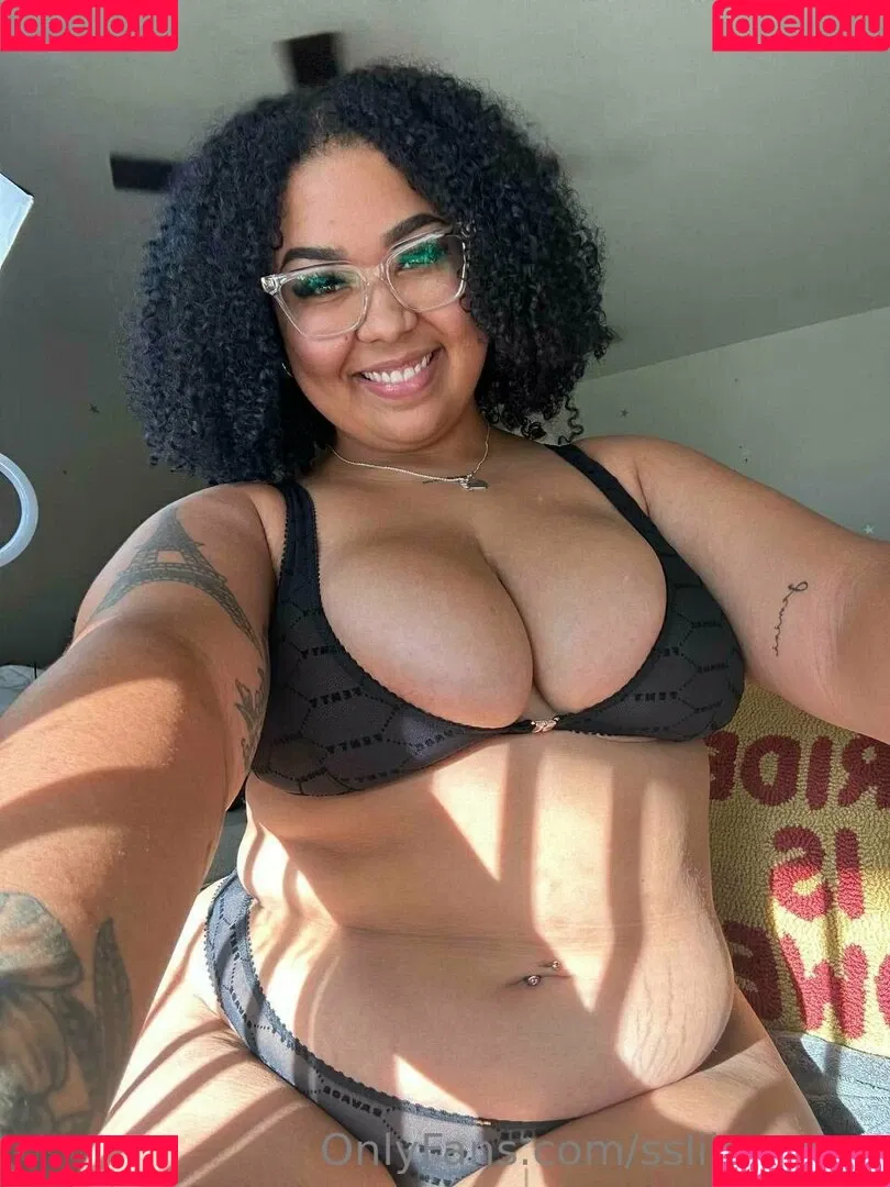 sslikeyesss Onlyfans Photo Gallery 