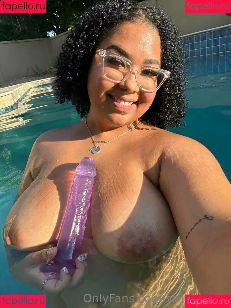 sslikeyesss Onlyfans Photo Gallery 