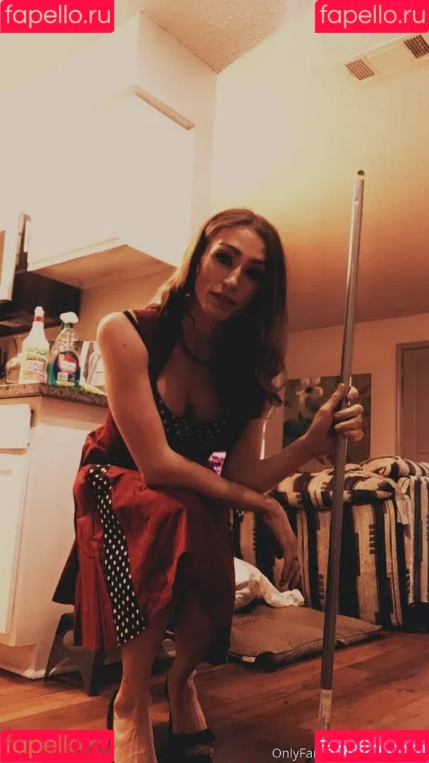 Zoeyt123 Onlyfans Photo Gallery 