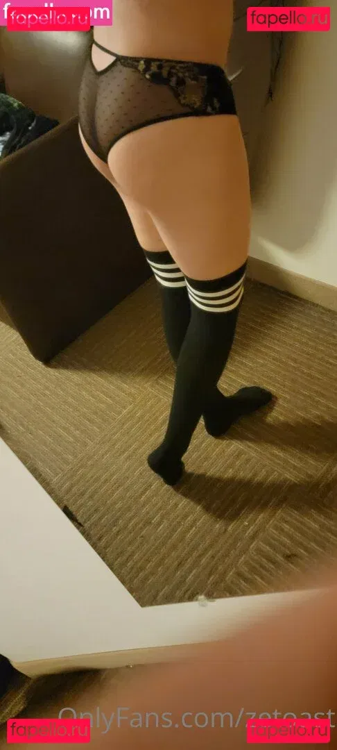 zetoast Onlyfans Photo Gallery 