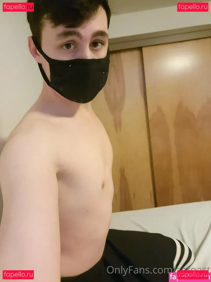 zetoast Onlyfans Photo Gallery 