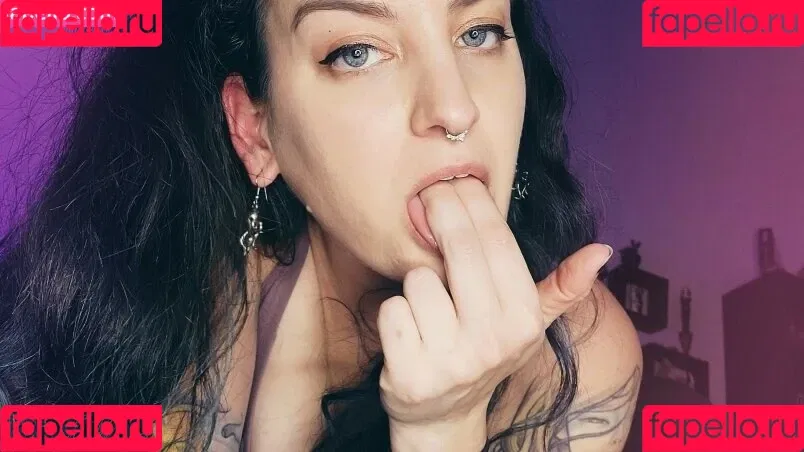 MalAfterMidnight Onlyfans Photo Gallery 