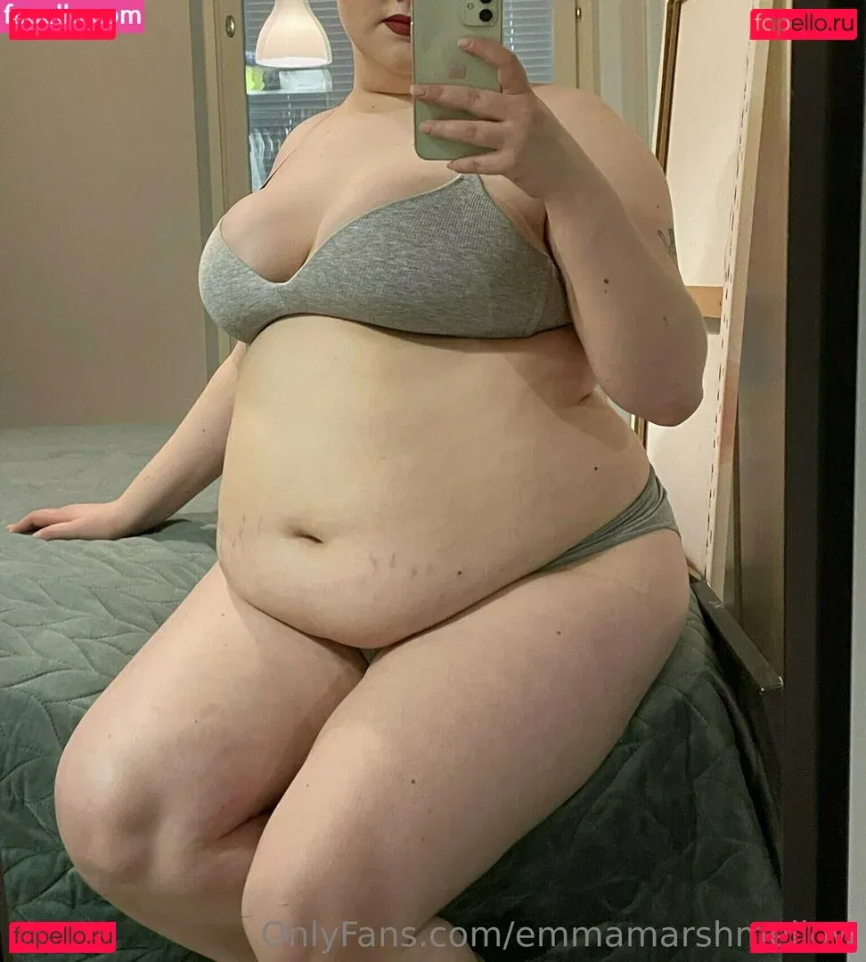 emmamarshmellow Onlyfans Photo Gallery 