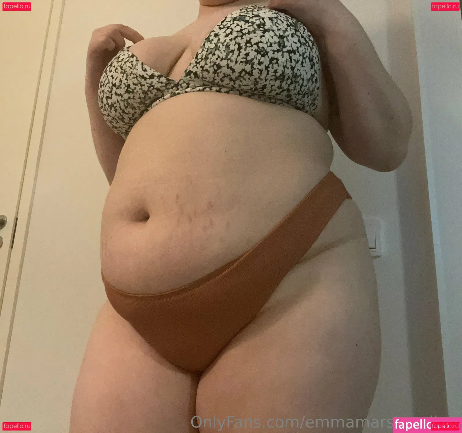 emmamarshmellow Onlyfans Photo Gallery 