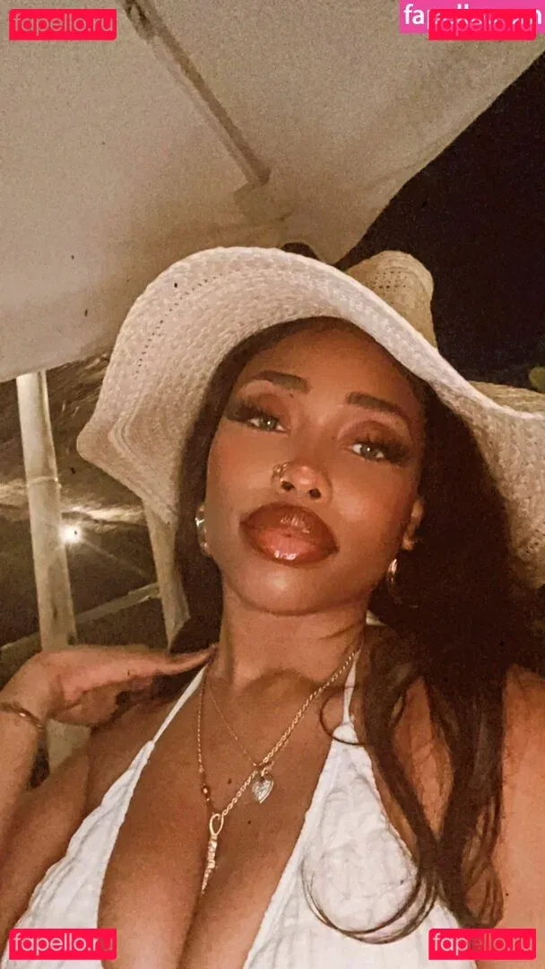 Chaotic Allure Onlyfans Photo Gallery 