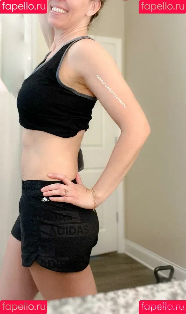Lifestyle 40's Couple Onlyfans Photo Gallery 
