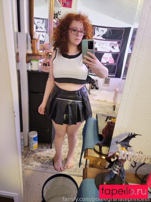 Pomegranate Princess Onlyfans Photo Gallery 