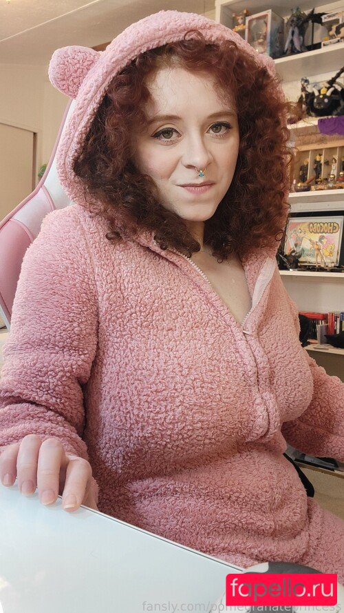 Pomegranate Princess Onlyfans Photo Gallery 