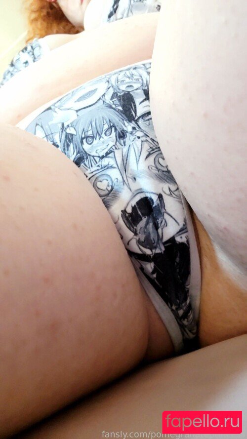 Pomegranate Princess Onlyfans Photo Gallery 