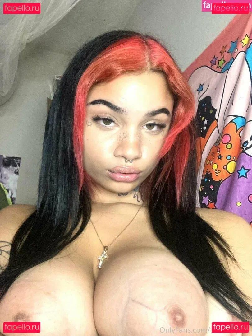 T33n-sophie Onlyfans Photo Gallery 