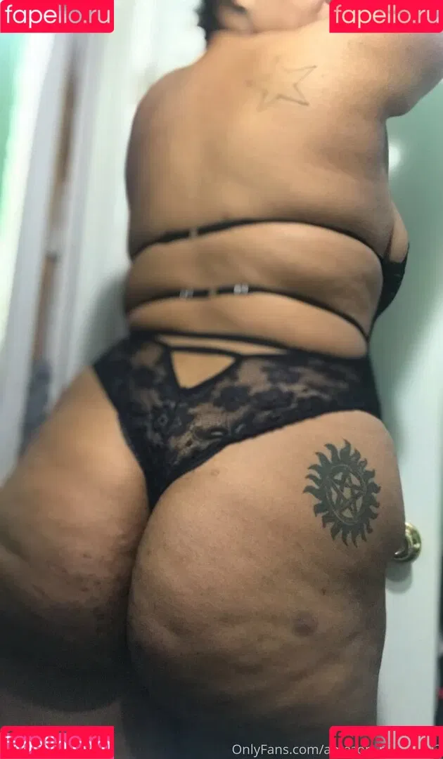 amazon_leee Onlyfans Photo Gallery 