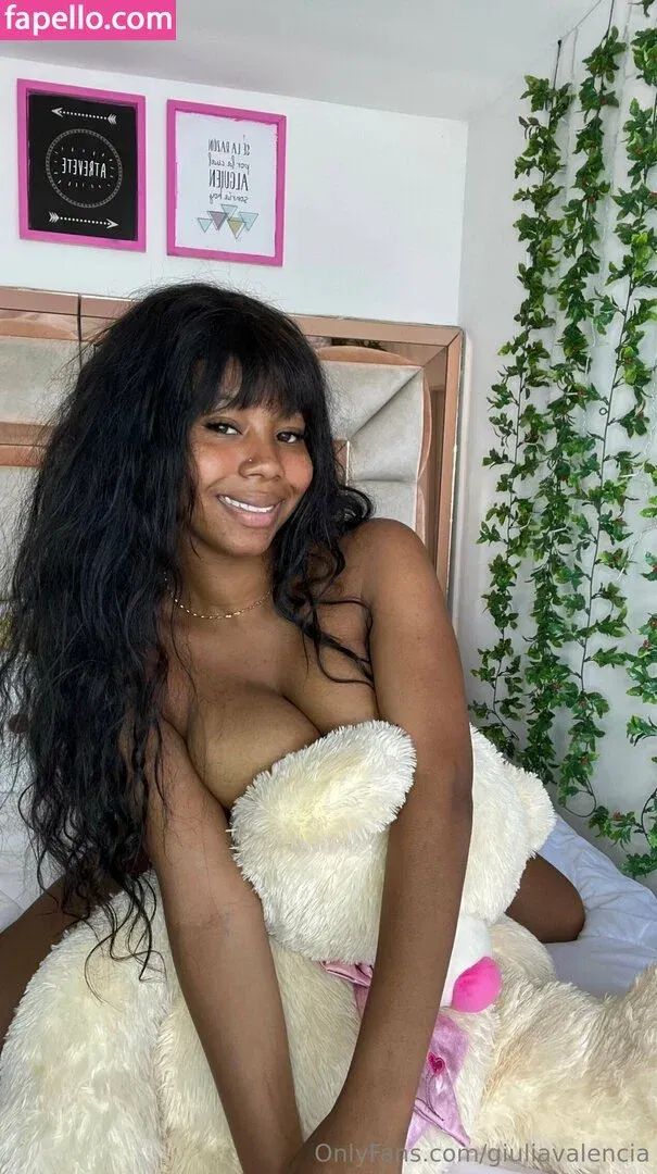 Giuliavalencia Onlyfans Photo Gallery 